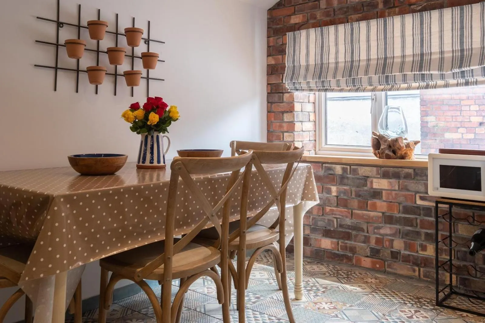 Apartment Rental Unit In Uplands, Swansea Sketty